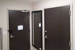 Holiday Inn Express & Suites Franklin - Berry Farms by IHG