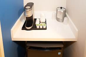 Holiday Inn Express & Suites Franklin - Berry Farms by IHG