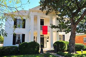 Holiday Inn Express & Suites Franklin - Berry Farms by IHG