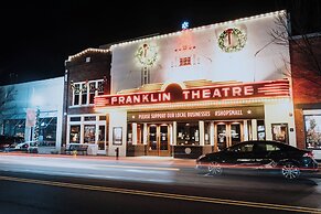 Holiday Inn Express & Suites Franklin - Berry Farms by IHG