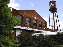 Holiday Inn Express & Suites Franklin - Berry Farms by IHG