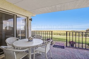 Atlantic Ocean View Condo, Easy Access to the Pool and Beach by RedAwn