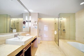 Hangzhou Haiwaihai Crown Hotel