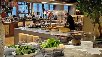 Hangzhou Haiwaihai Crown Hotel