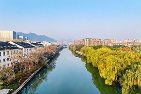 Haiwaihai Baina Hotel