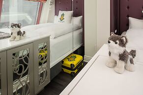 Staypineapple, An Artful Hotel, Midtown