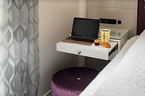 Staypineapple, An Artful Hotel, Midtown