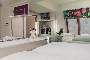 Staypineapple, An Artful Hotel, Midtown