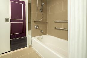 Staypineapple, An Artful Hotel, Midtown