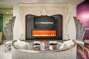 Staypineapple, An Artful Hotel, Midtown