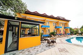 Suzanne Hotel & Restaurant