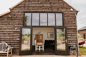 Creeksea Place Barns