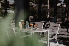 Arivo Aparthotel