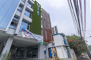 RedDoorz Plus near Tebet