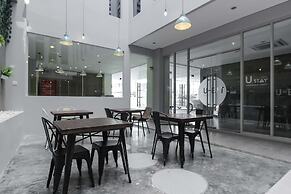 RedDoorz Plus near Tebet