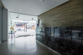 RedDoorz Plus near Tebet