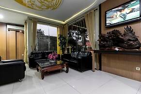 RedDoorz Plus @ Tuparev Cirebon