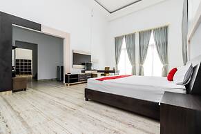 RedDoorz Premium @ Gandaria Jagakarsa