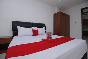 RedDoorz Premium @ Gandaria Jagakarsa