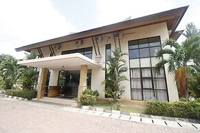 Reddoorz Premium @ Bukit Damai Indah