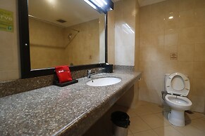 Reddoorz Premium @ Bukit Damai Indah