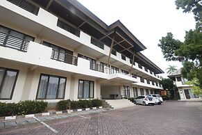 Reddoorz Premium @ Bukit Damai Indah