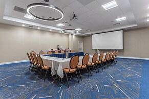 Holiday Inn Hotel And Suites Jefferson City by IHG