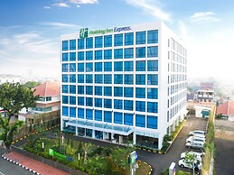 Holiday Inn Express Jakarta Matraman by IHG