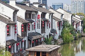 Holiday Inn Wuxi Taihu New City by IHG