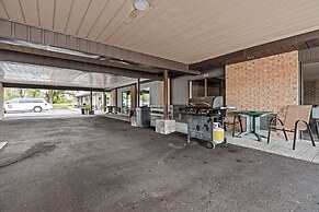 SureStay Hotel by Best Western Kemptville