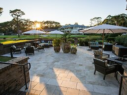 The Inn & Club at Harbour Town