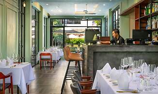 Gold Smith Residence