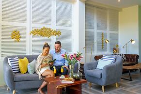 Gold Smith Residence