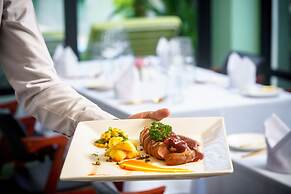 Gold Smith Residence