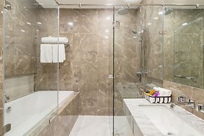 Parc Borough City Resort