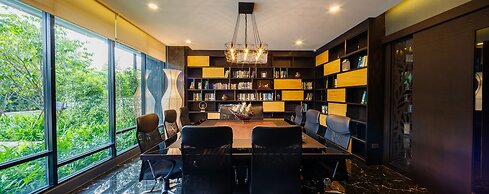 Parc Borough City Resort