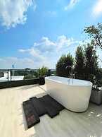 Parc Borough City Resort