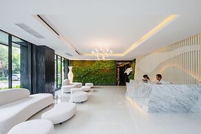 Parc Borough City Resort