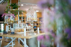 Parc Borough City Resort