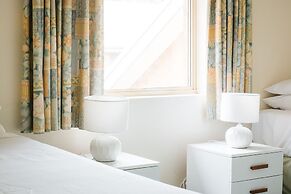 Middleton Beach by the BnB Collection