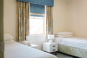 Middleton Beach by the BnB Collection