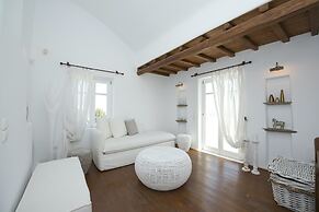 Villa Alessandra - Near Ornos Beach