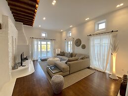 Villa Alessandra - Near Ornos Beach