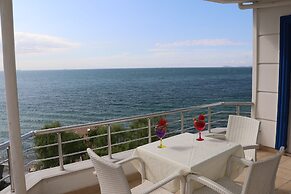 Grand Koru Otel Beach