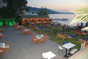 Grand Koru Otel Beach