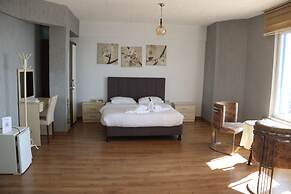 Grand Koru Otel Beach