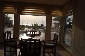 Grand Koru Otel Beach