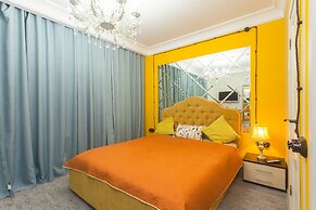 Apartments on Konnogvardeisky