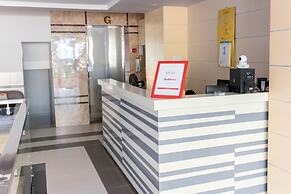 RedDoorz Plus near Lotte Mart D7