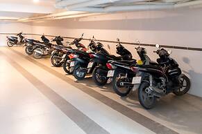 RedDoorz Plus near Lotte Mart D7